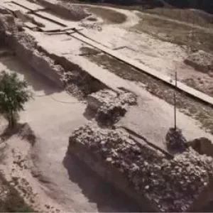 中国古代马面裙研究 ——兼论清华大学艺术博物馆藏马面裙