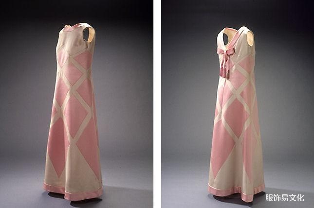 Balmain 真丝晚礼服，1969 年