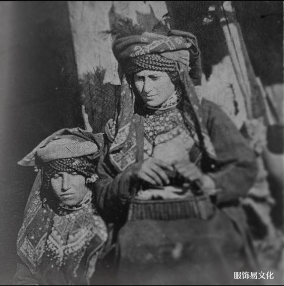 格鲁吉亚赫夫苏尔人的服装