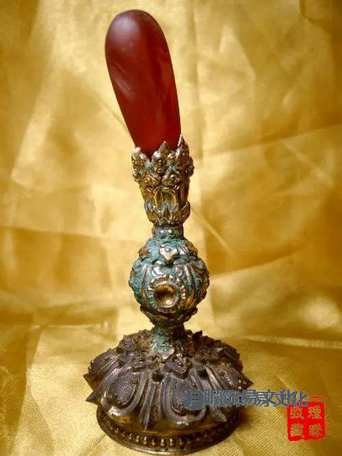 清朝时期官帽的帽球代表了什么