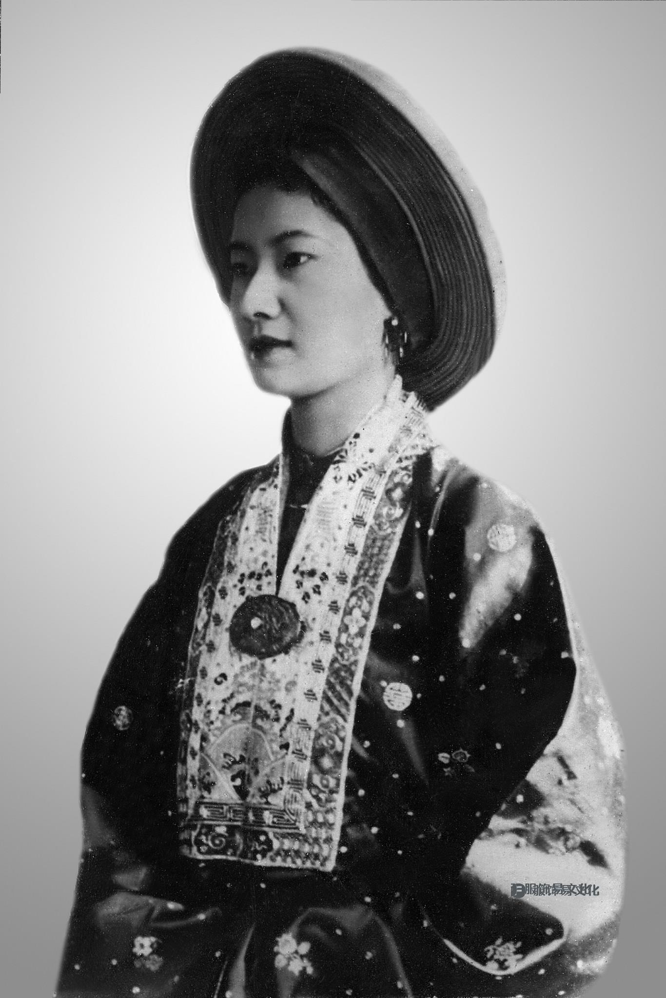 南芳王后：亚洲-欧洲贵族时尚偶像