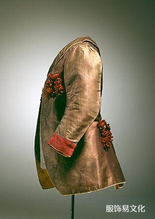 男孩棕红色丝绸连衣裙，1786-1787 年