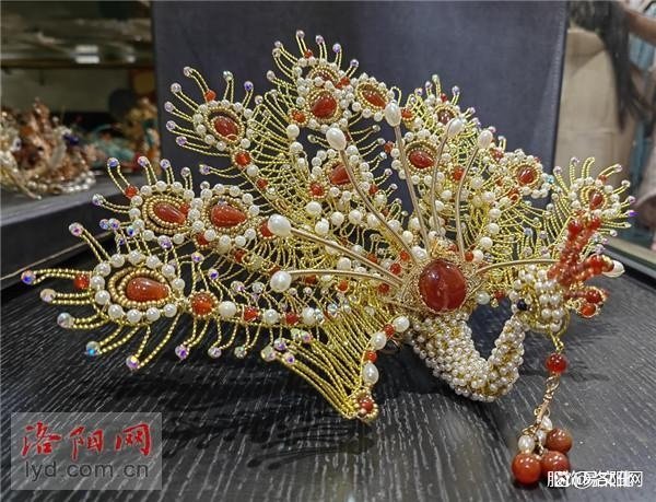 洛阳“90后”非遗传承人沁香：制作传统首饰 助推汉服国潮兴起