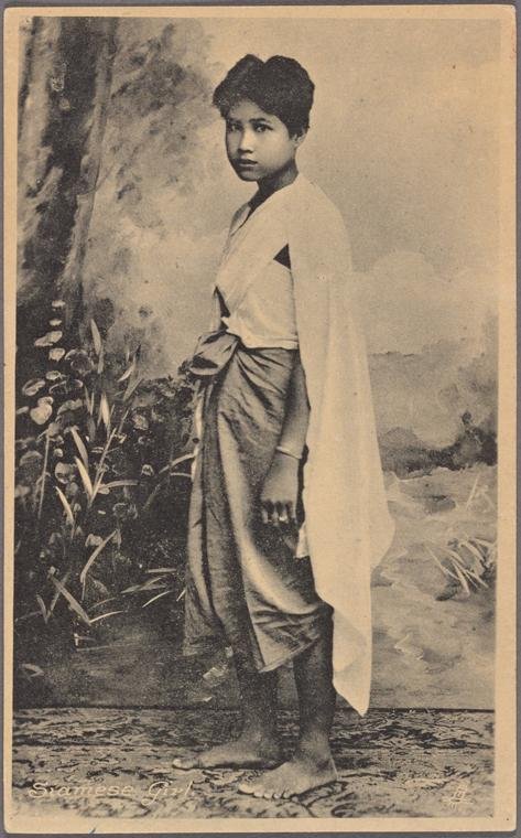 泰国20世纪早期的Panung和传统服装