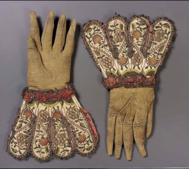 historical art leather gloves