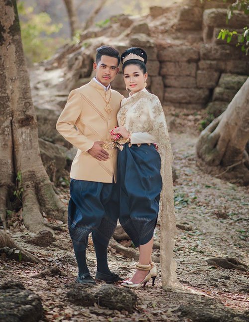 柬埔寨高棉传统 Sampot 是什么样的衣服？