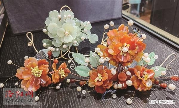 洛阳“90后”非遗传承人沁香：制作传统首饰 助推汉服国潮兴起