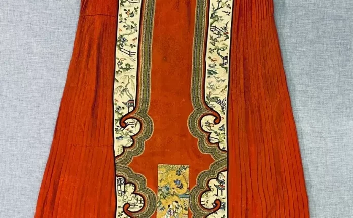 记录两款中国马面裙