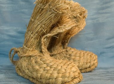 日本草靴 – 手工制作的传统鞋类