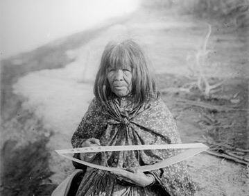 加州原住民服装