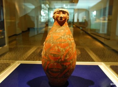 大地湾文化（公元前7800-5400年）